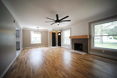 368 W River Rd, Flushing, MI 48433 photo 6