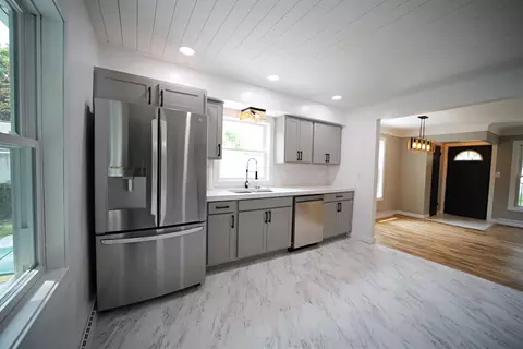 368 W River Rd, Flushing, MI 48433 photo 9