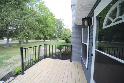 368 W River Rd, Flushing, MI 48433 photo 3