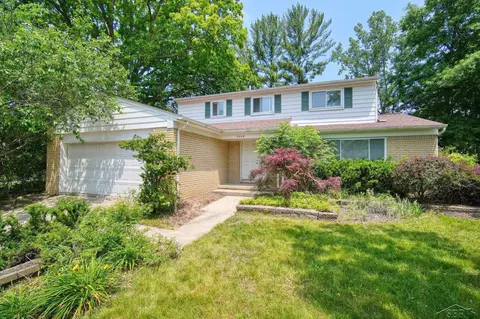 2345 Traver Blvd, Ann Arbor, MI 48105