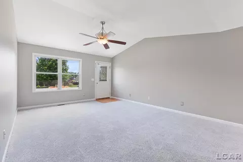 1005 Huron, Tecumseh, MI 49286 photo 2