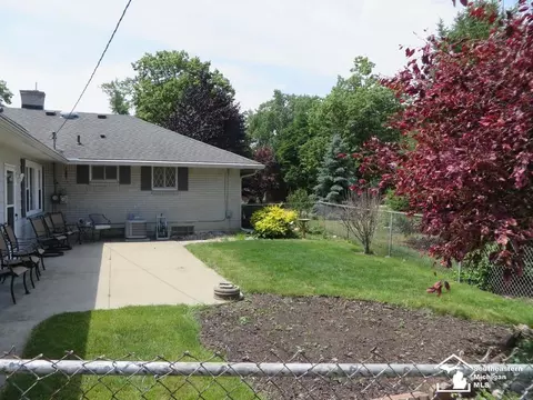 1772 Riverside, Monroe, MI 48162 photo 31