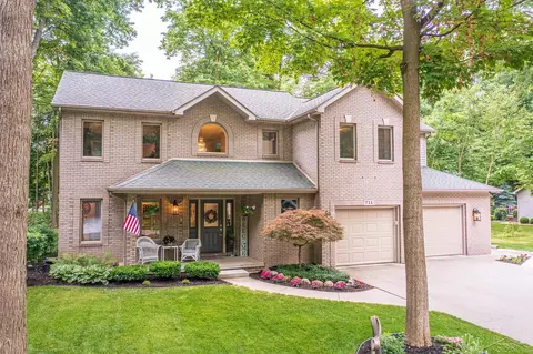 711 Maple Crst, Frankenmuth, MI 48734 photo 5