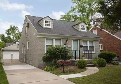 21120 Country, Harper Woods, MI 48225