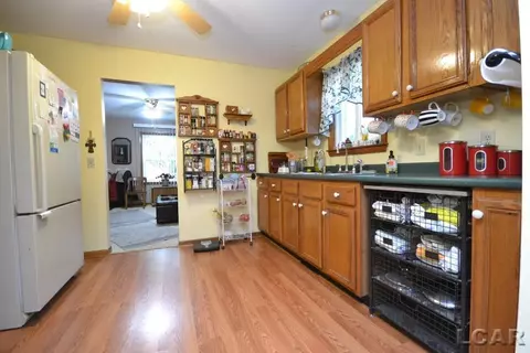 710 Springbrook, Adrian, MI 49221 photo 6