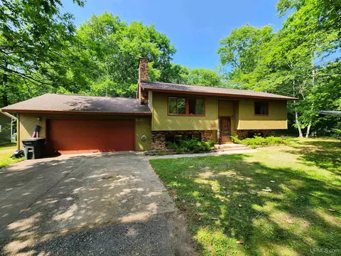 113 Oakridge, Marquette, MI 49855