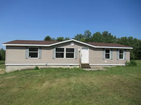 5224 Lobdell, Mayville, MI 48744