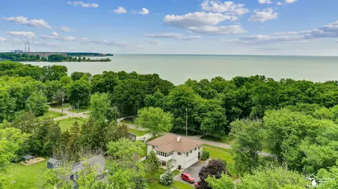 13675 Shady, Monroe, MI 48161 photo 2
