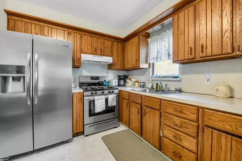 4583 E 13 Mile Rd, Warren, MI 48092 photo 7