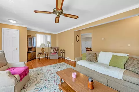 4583 E 13 Mile Rd, Warren, MI 48092 photo 4