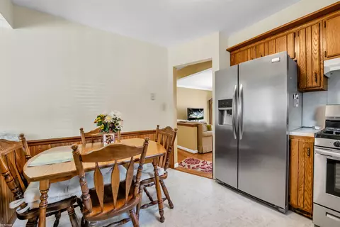 4583 E 13 Mile Rd, Warren, MI 48092 photo 6