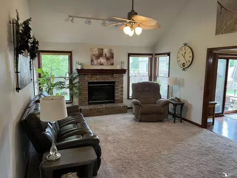 617 Webber, Temperance, MI 48182 photo 10