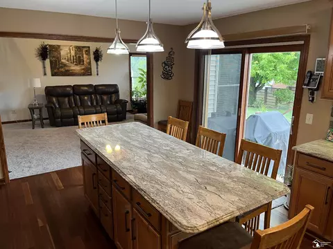 617 Webber, Temperance, MI 48182 photo 8