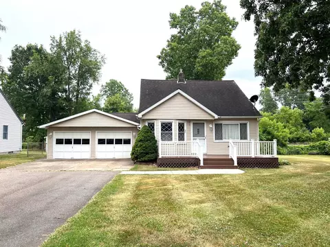 242 Monroe, Webberville, MI 48892