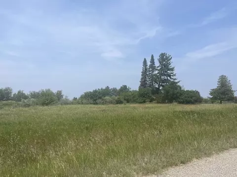 56 Cambridge, Gladwin, MI 48624