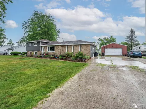 5025 Scofield Carleton, Carleton, MI 48117
