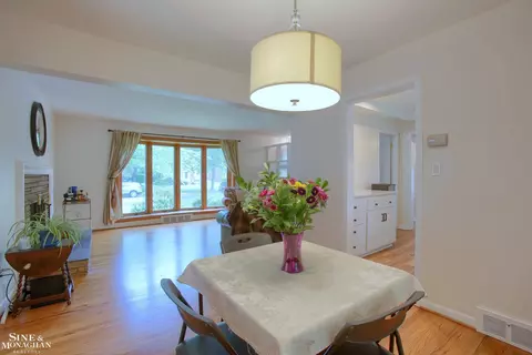 367 Belanger, Grosse Pointe Farms, MI 48236 photo 9