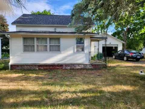 210 E Sixth, Clare, MI 48617 photo 5
