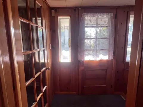 210 E Sixth, Clare, MI 48617 photo 20