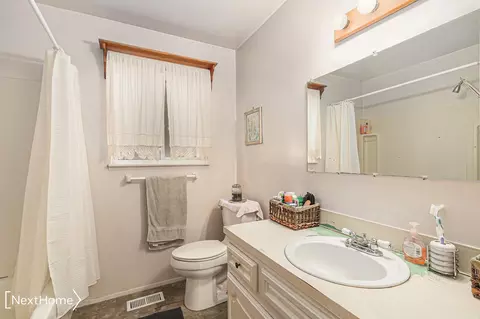 5465 Meadowcrest, Flint, MI 48532 photo 16