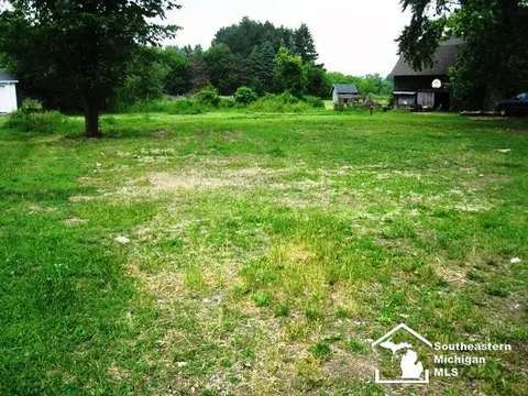 5834 Holloway, Britton, MI 49229
