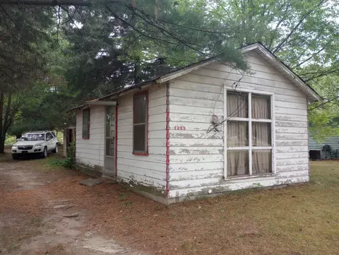 4295 Bay Rd, Gladwin, MI 48624 photo 2