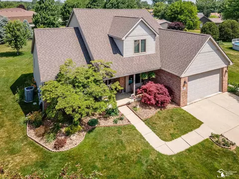 15497 Birchdale, Monroe, MI 48161