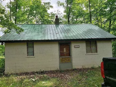 9765 E Gaylanta, Atlanta, MI 49709