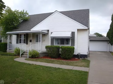 25106 Hayes, Roseville, MI 48066