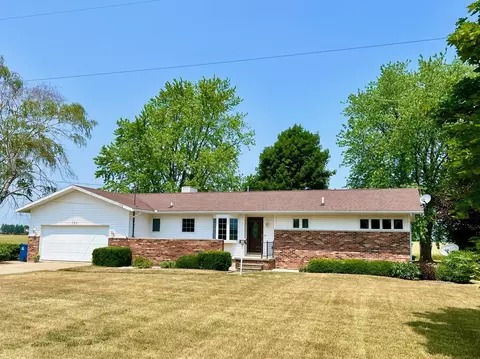 151 E Youngs Ditch, Bay City, MI 48708 photo 4
