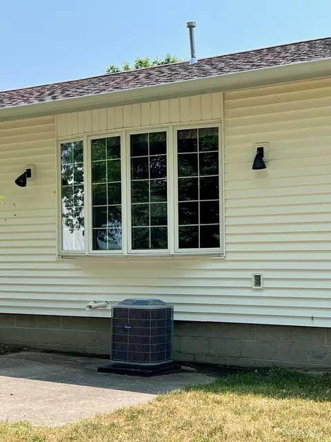 151 E Youngs Ditch, Bay City, MI 48708 photo 27