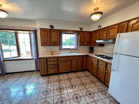 151 E Youngs Ditch, Bay City, MI 48708 photo 11