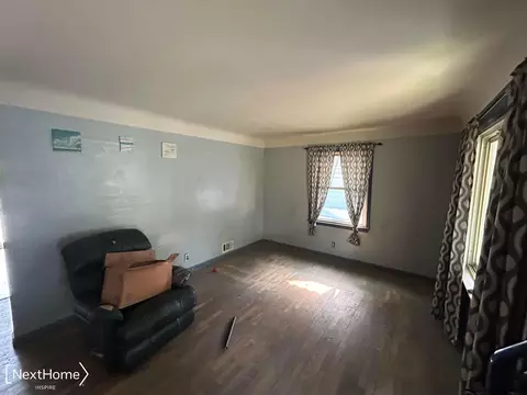 1610 Raspberry, Flint, MI 48507 photo 3