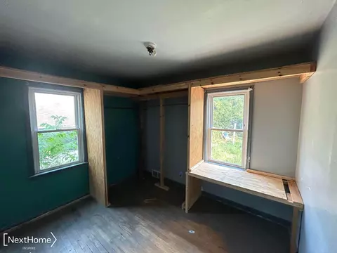 1610 Raspberry, Flint, MI 48507 photo 2
