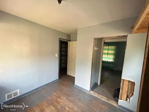 1610 Raspberry, Flint, MI 48507 photo 12
