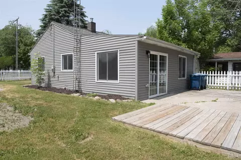 4861 Beech, Hope, MI 48628 photo 3