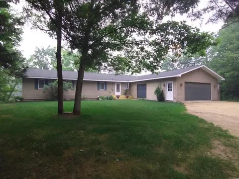 1563 Lakeshore, Gladwin, MI 48624