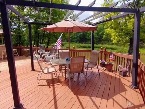 1563 Lakeshore, Gladwin, MI 48624 photo 11