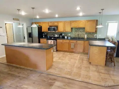 1563 Lakeshore, Gladwin, MI 48624 photo 12