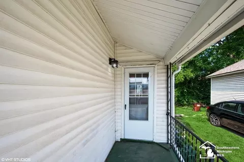 516 Division, Adrian, MI 49221 photo 2