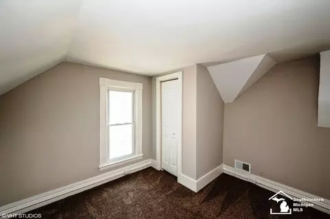 516 Division, Adrian, MI 49221 photo 13
