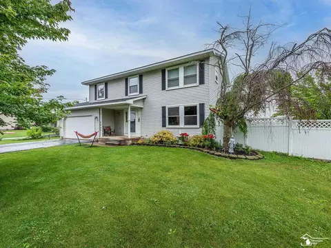5847 Trombley, Newport, MI 48166