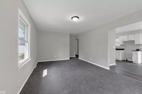 948 Liberty St, Algonac, MI 48001 photo 11