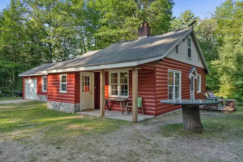 12707 State, Atlanta, MI 49709