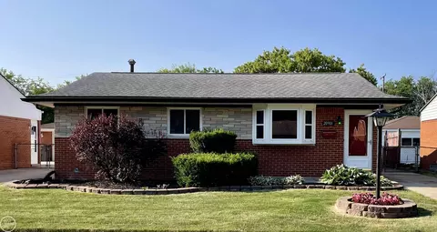 20901 Catalano, Clinton Township, MI 48035