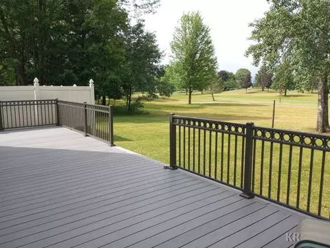1721 Linksview, Gladwin, MI 48624 photo 3