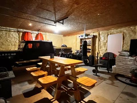 Dining - 562 S Harrison, Harrison, MI 48625 photo 3 of 3