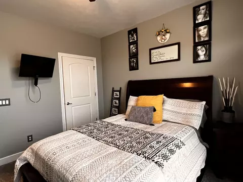 Bedroom - 562 S Harrison, Harrison, MI 48625 photo 5 of 10