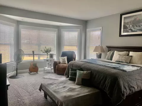 Bedroom - 562 S Harrison, Harrison, MI 48625 photo 8 of 10