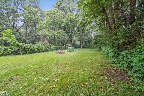 3221 E Hemphill, Burton, MI 48529 photo 13